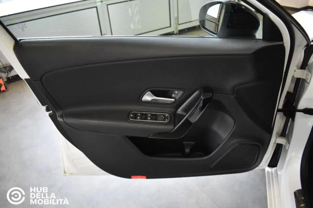 Mercedes-Benz Classe A Sedan usata a Perugia (7)