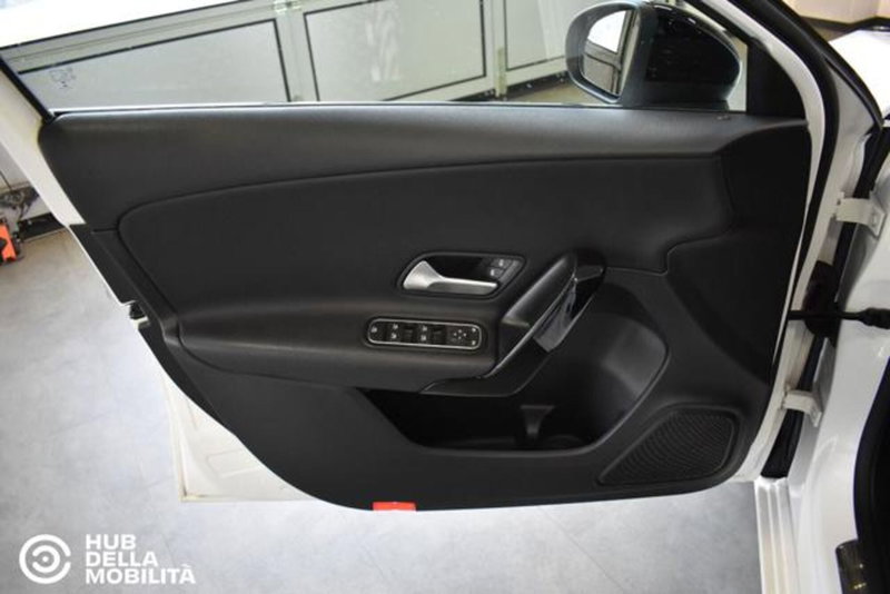 Mercedes-Benz Classe A Sedan usata a Perugia (7)