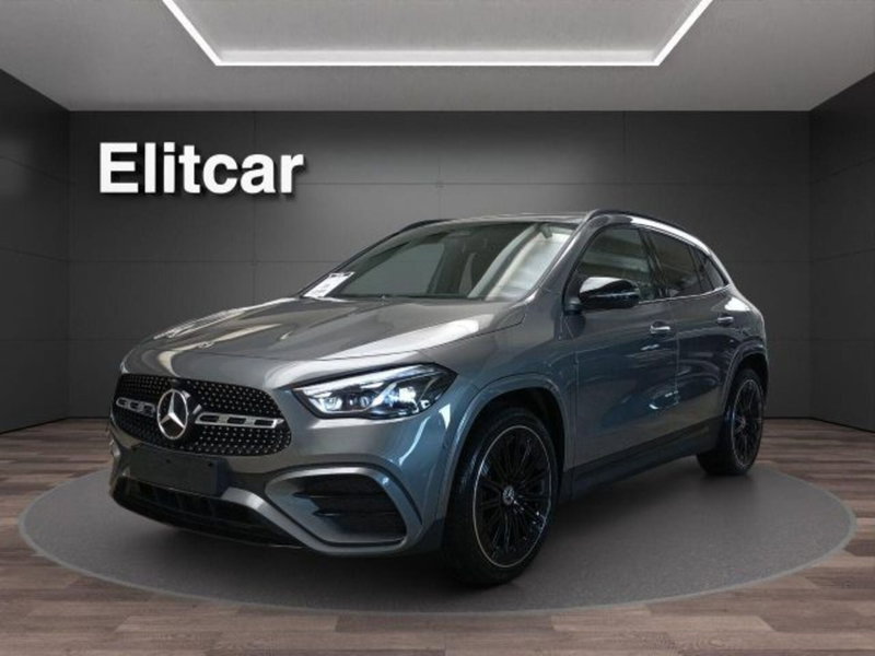 Mercedes-Benz GLA SUV usata a Novara