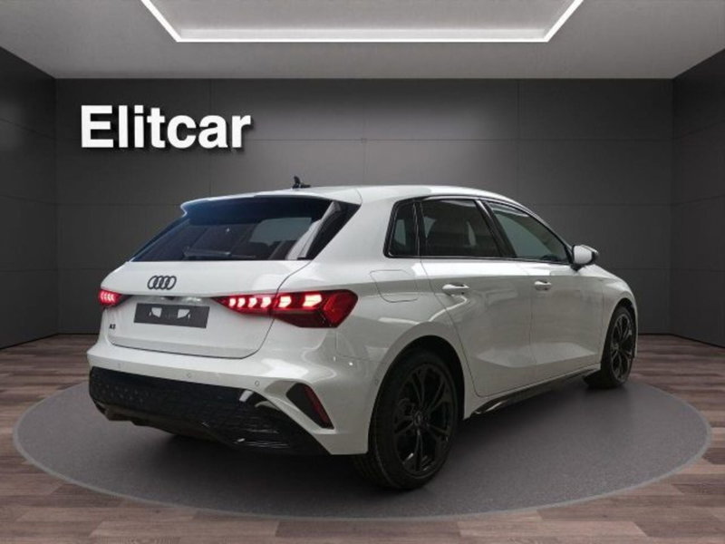 Audi A3 Sportback nuova a Novara (6)