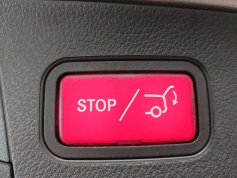 Mercedes-Benz GLA SUV usata a Novara (18)