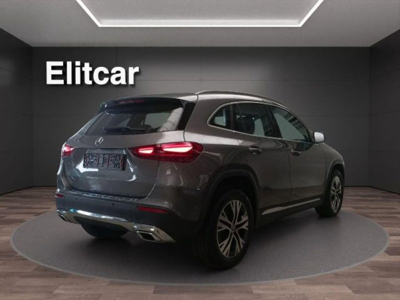 Mercedes-Benz GLA SUV usata a Novara (6)