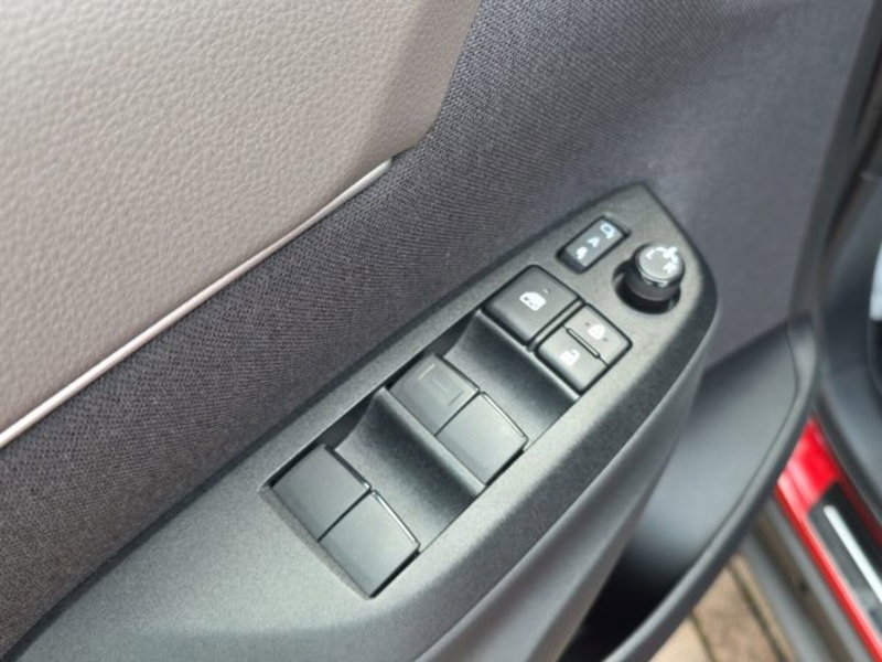 Toyota Yaris Cross usata a Monza e Brianza (20)