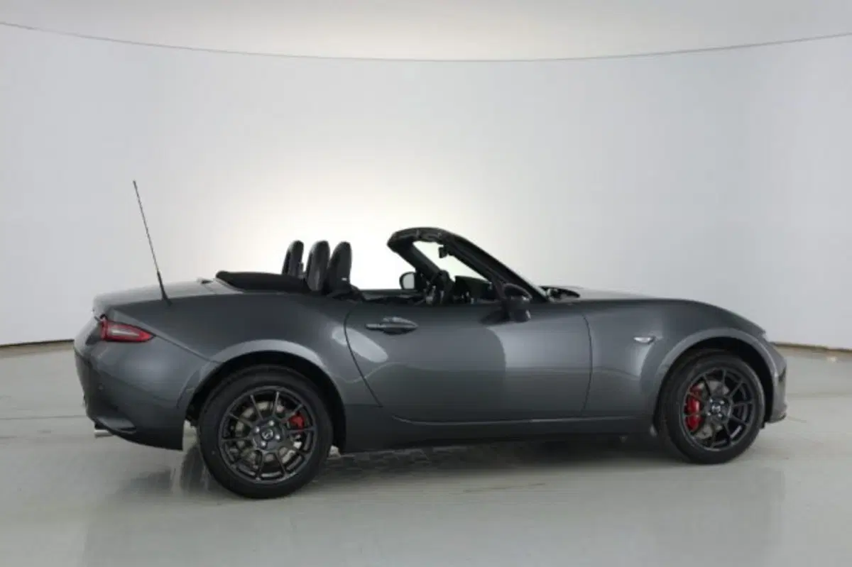 Mazda MX-5 nuova a Bologna (9)