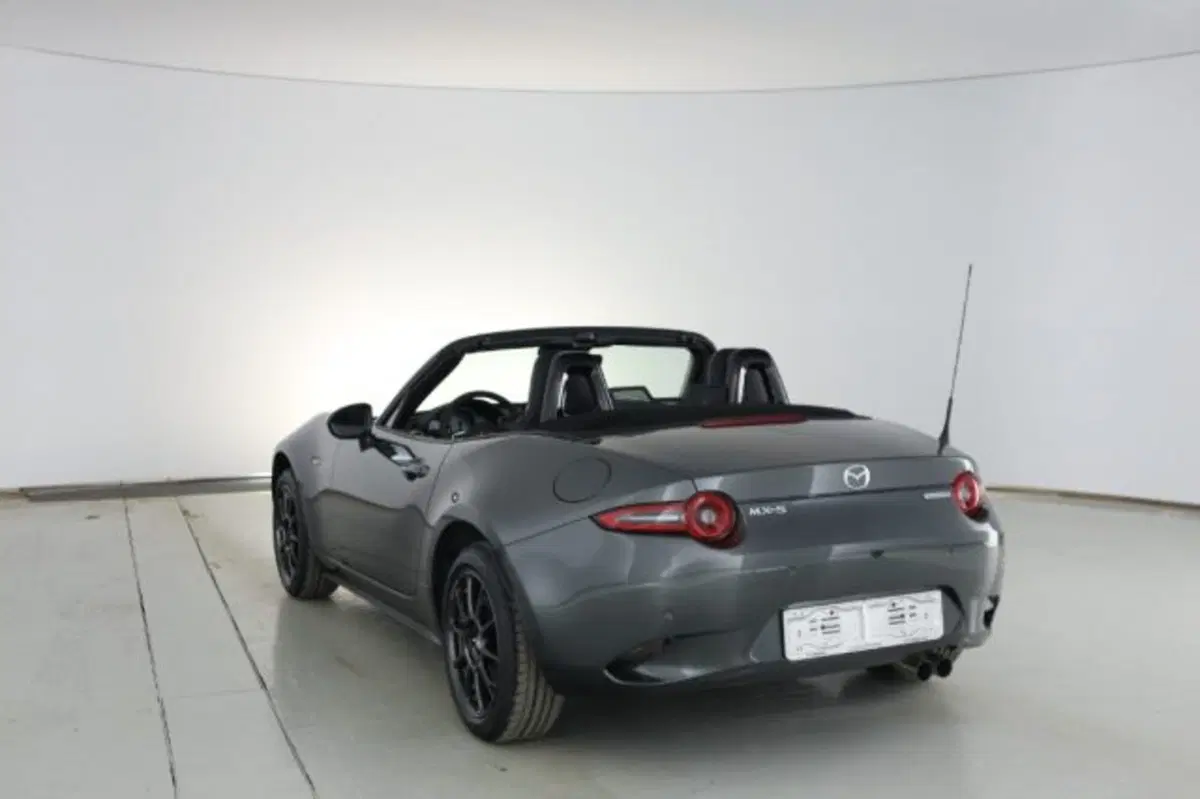Mazda MX-5 nuova a Bologna (14)
