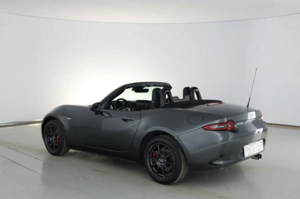 Mazda MX-5 nuova a Bologna (15)