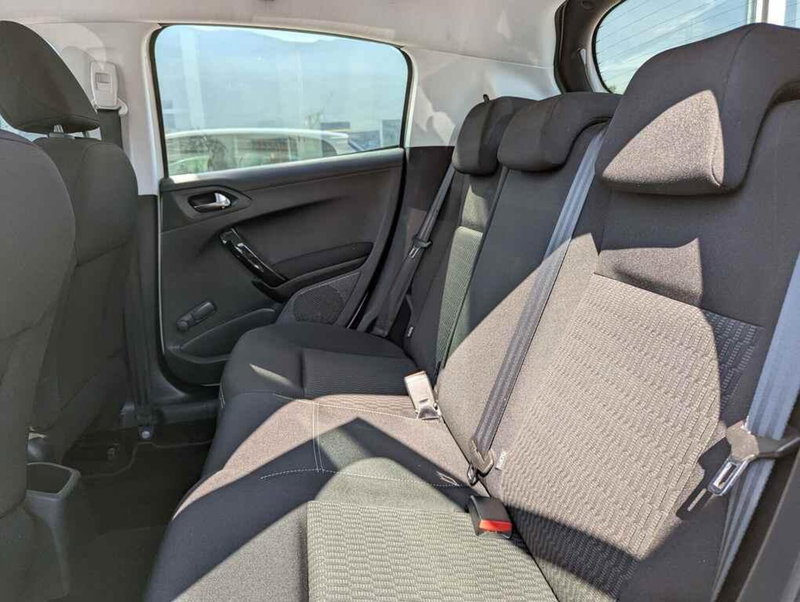 Peugeot 208 usata a Bolzano (9)