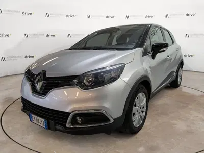 Renault Captur 1.5 dCi 8V 90 CV Start&amp;Stop Live del 2015 usata a Bolzano