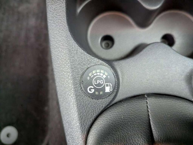 Dacia Sandero usata a Bolzano (13)