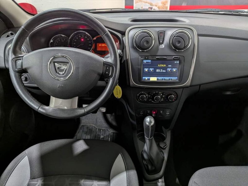 Dacia Sandero usata a Bolzano (9)