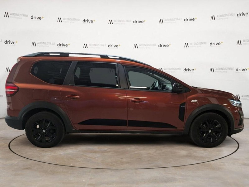 Dacia Jogger usata a Bolzano (5)