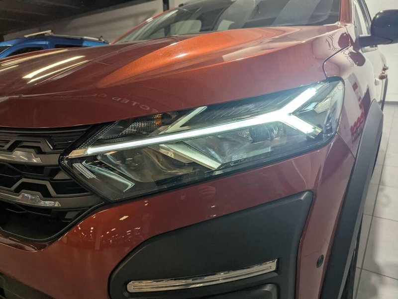 Dacia Jogger usata a Bolzano (8)