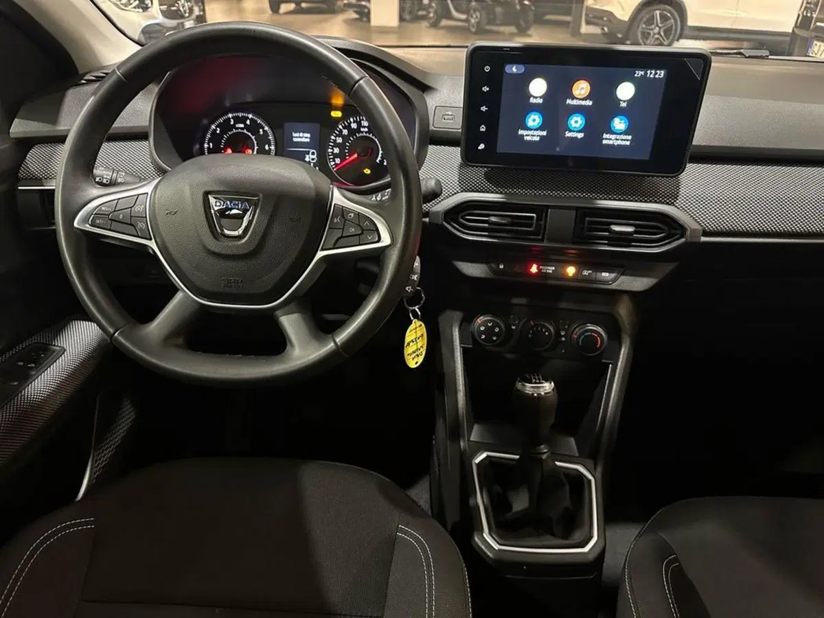 Dacia Sandero usata a Bolzano (11)