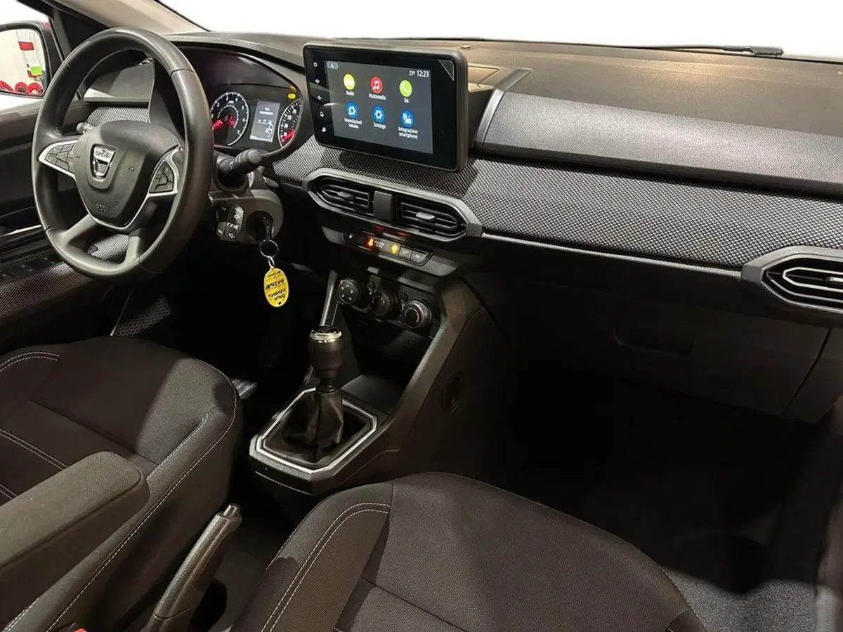 Dacia Sandero usata a Bolzano (9)