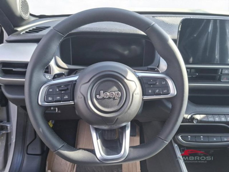 Jeep Avenger nuova a Perugia (14)
