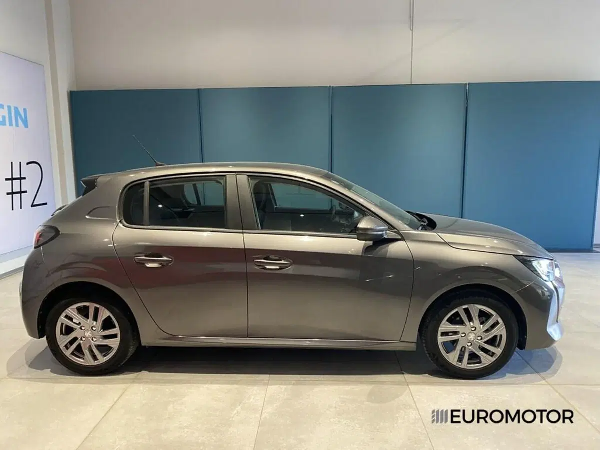 Peugeot 208 usata a Bari (6)
