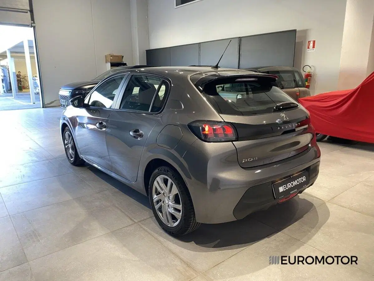 Peugeot 208 usata a Bari (9)
