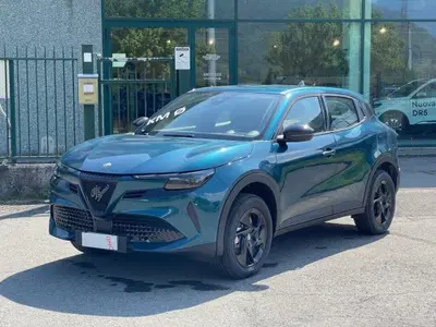 Alfa Romeo Junior 1.2 ibrida 145cv edct6 nuova a Montagna in Valtellina