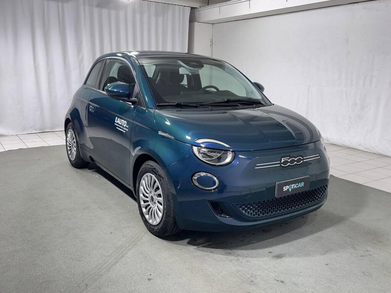 Fiat 500 Cabrio nuova a Sondrio (7)