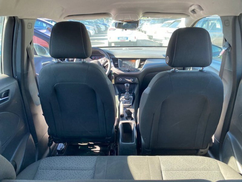 Opel Crossland X usata a Catania (11)
