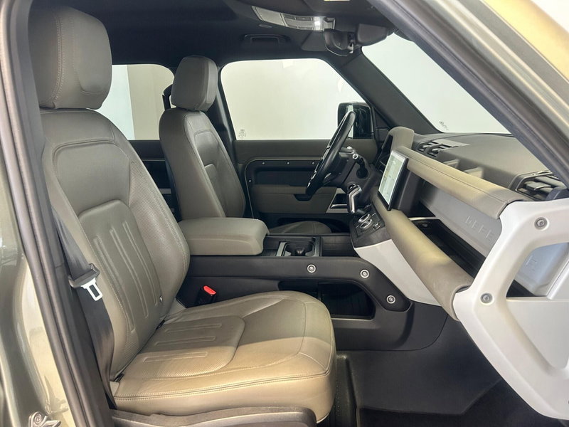 Land Rover Defender usata a Napoli (3)