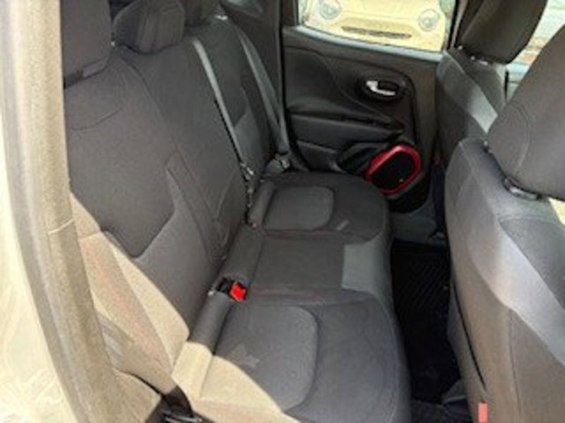 Jeep Renegade usata a Macerata (12)