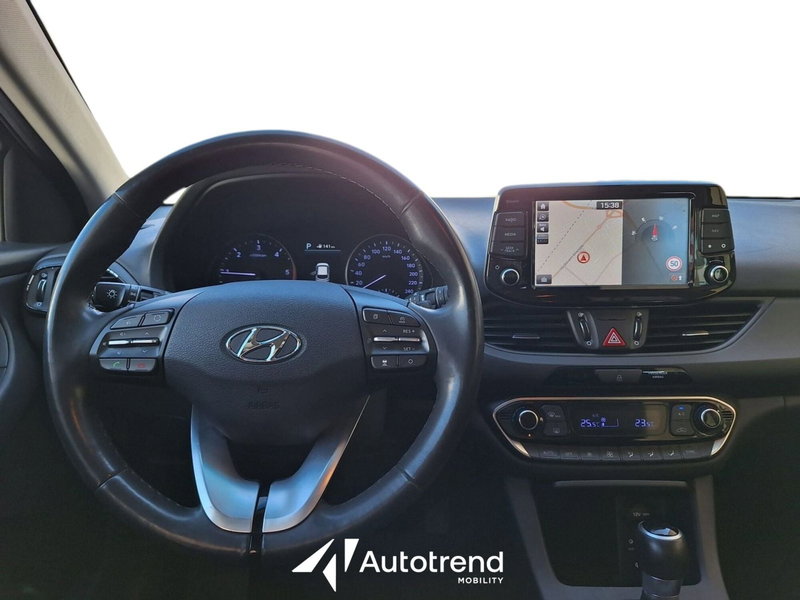 Hyundai i30 Station Wagon usata a Bari (8)