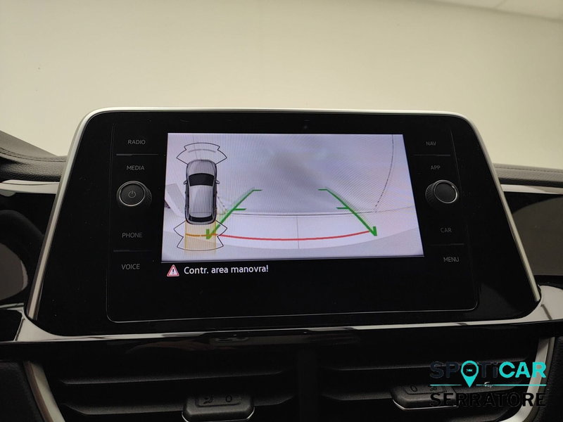 Volkswagen T-Roc usata a Como (10)