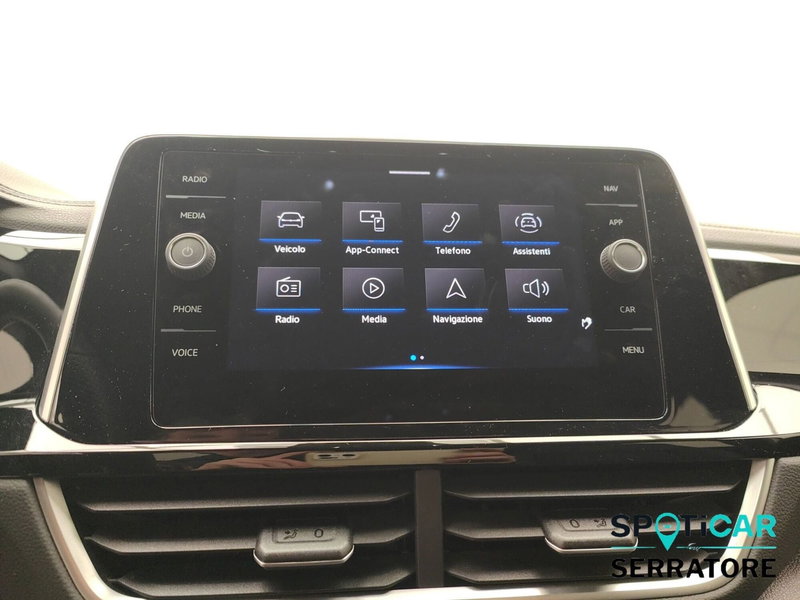 Volkswagen T-Roc usata a Como (11)