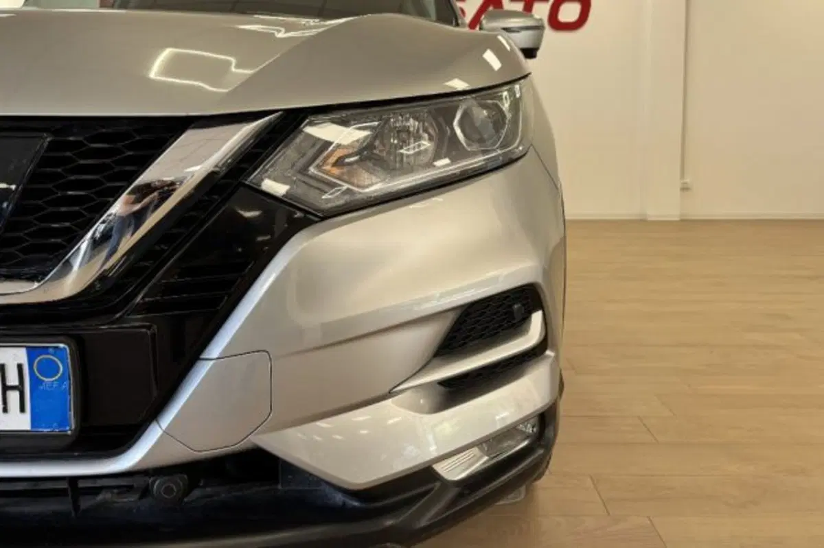 Nissan Qashqai usata a Latina (11)