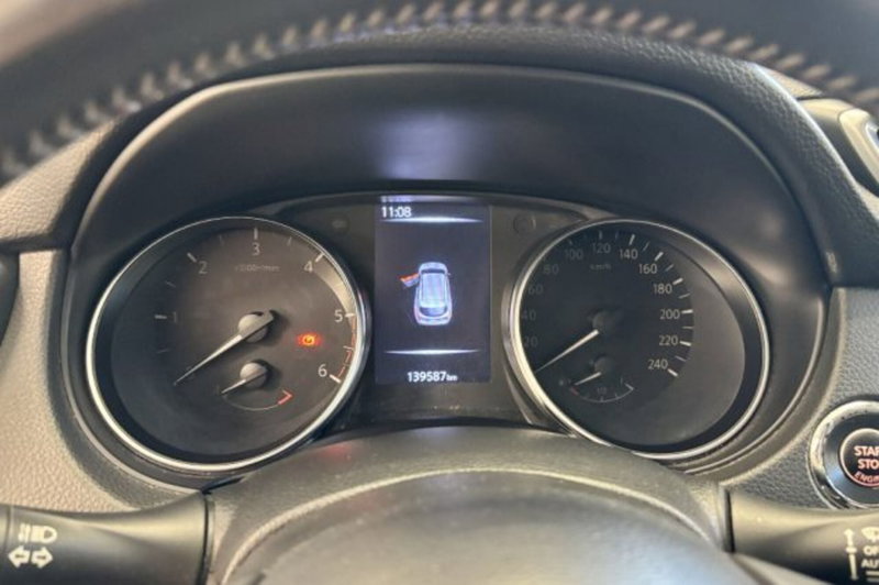 Nissan Qashqai usata a Latina (13)