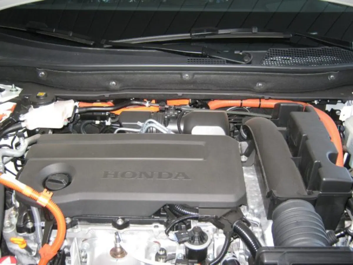 Honda CR-V nuova a Fermo (19)