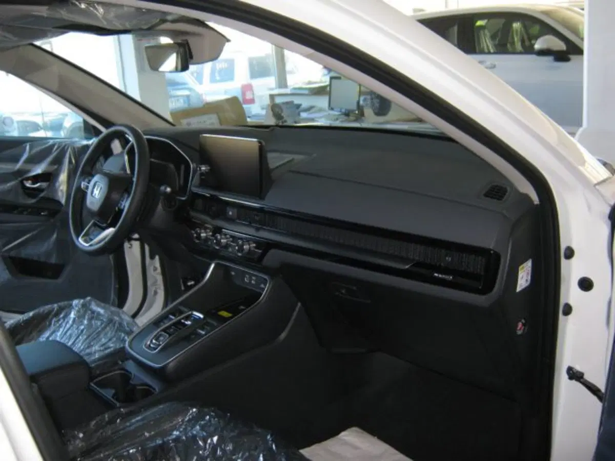 Honda CR-V nuova a Fermo (6)