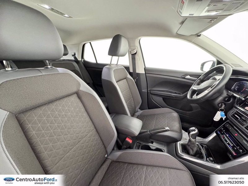 Volkswagen T-Cross usata a Roma (7)