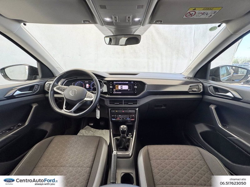 Volkswagen T-Cross usata a Roma (11)