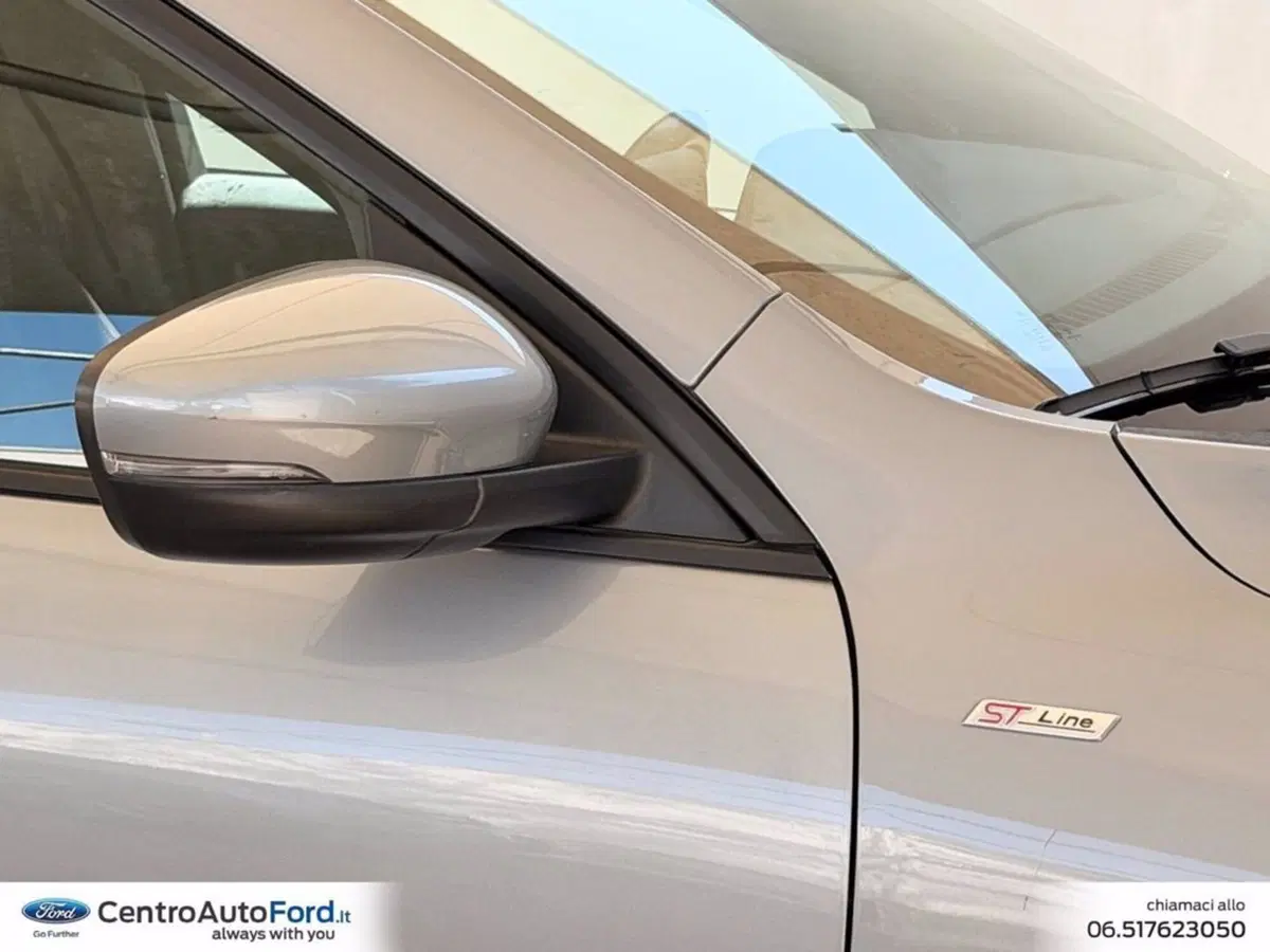Ford Kuga usata a Roma (14)