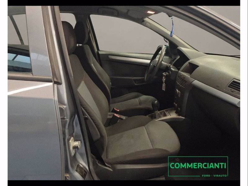 Opel Astra usata a Catania (15)