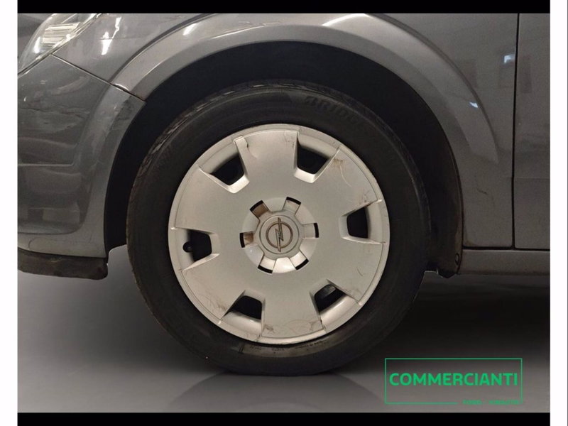 Opel Astra usata a Catania (19)