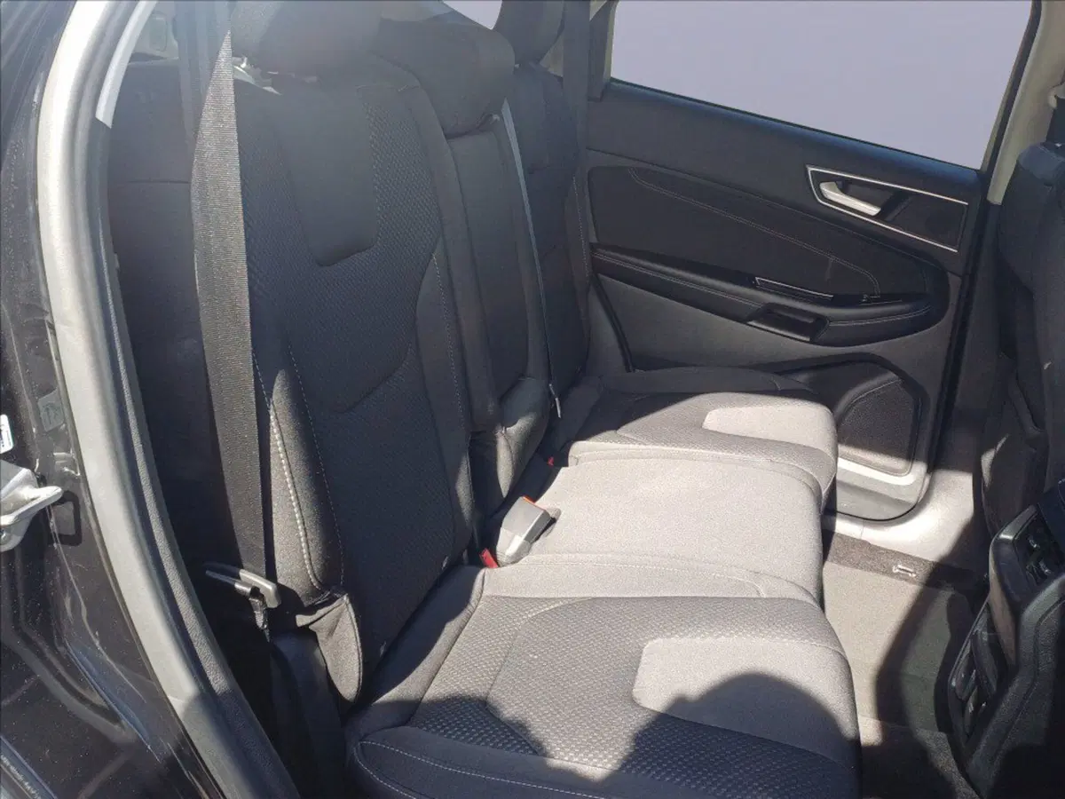 Ford Edge usata a Milano (18)