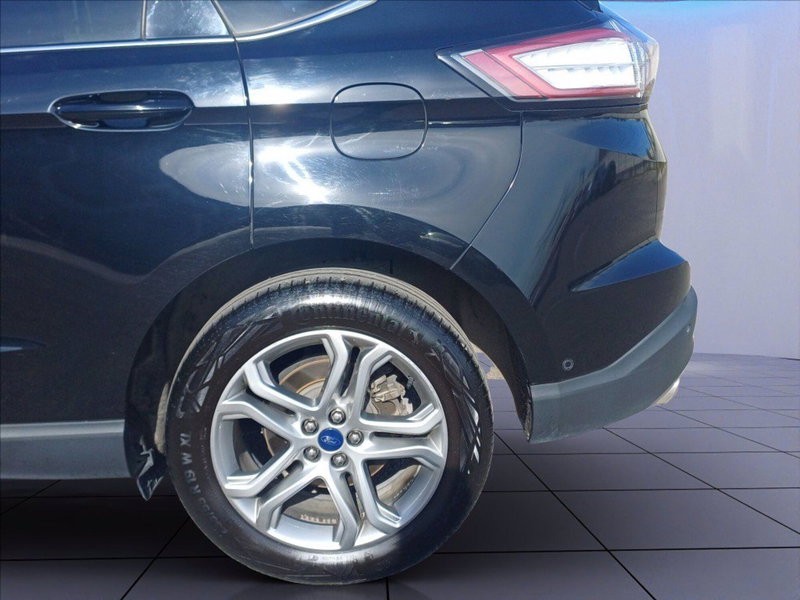 Ford Edge usata a Milano (9)
