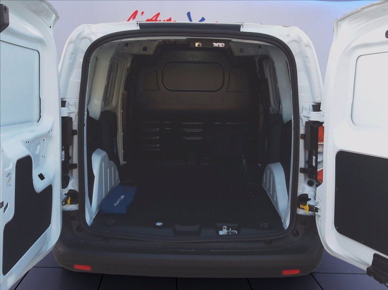 Ford Transit Courier Furgone nuova a Milano (8)