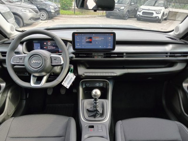 Jeep Avenger nuova a Brescia (11)