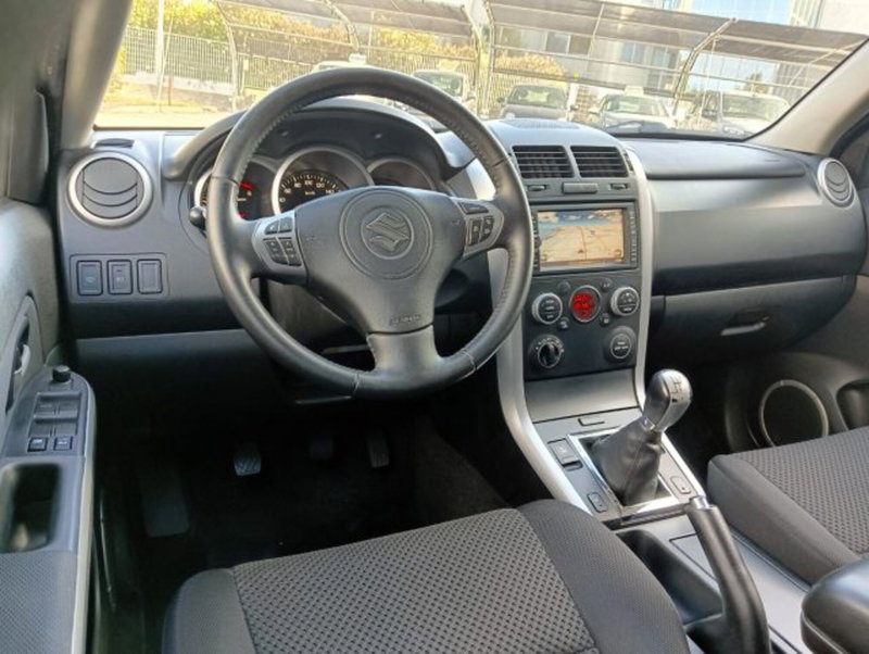 Suzuki Grand Vitara usata a Brescia (6)