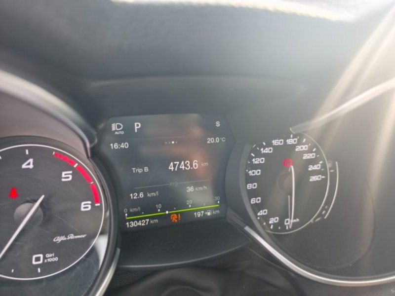 Alfa Romeo Stelvio usata a Firenze (18)