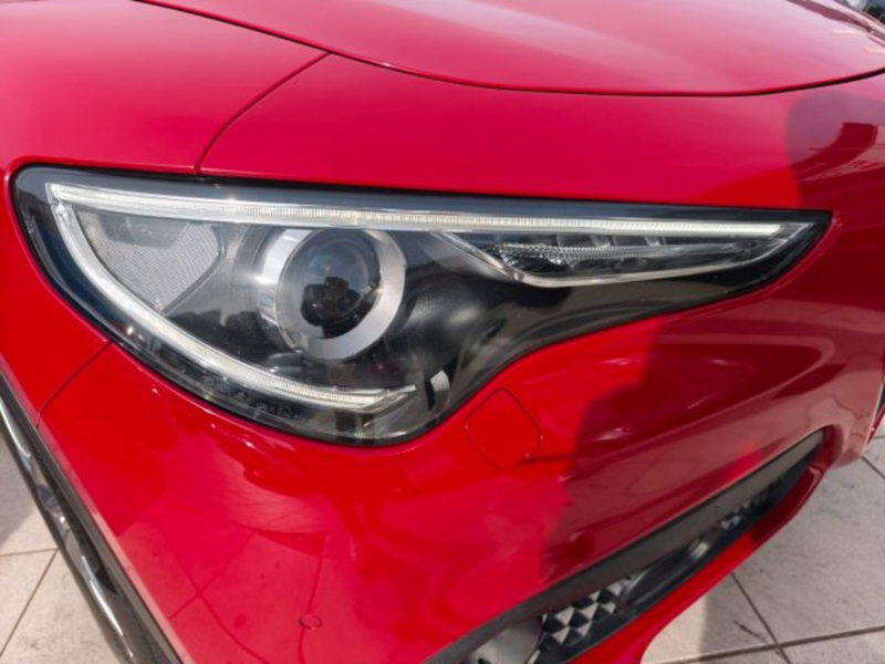 Alfa Romeo Stelvio usata a Firenze (8)