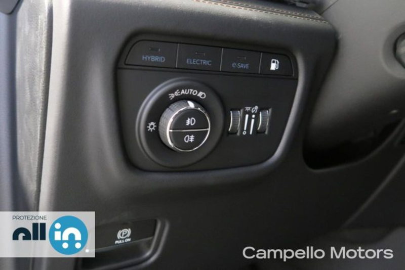 Jeep Grand Cherokee usata a Venezia (19)