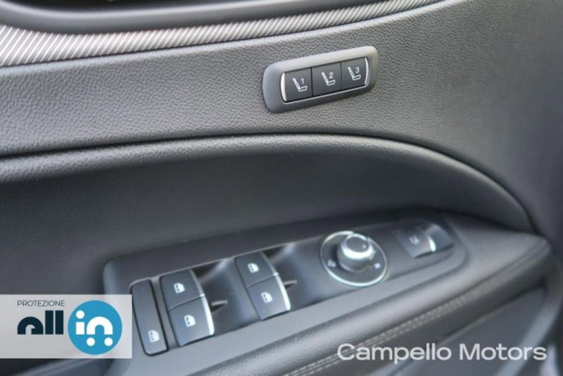 Alfa Romeo Stelvio nuova a Venezia (17)