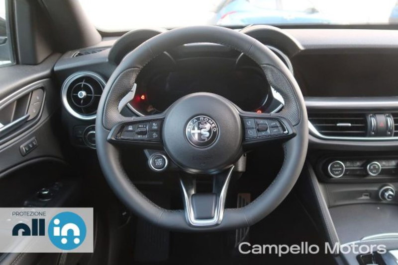 Alfa Romeo Stelvio nuova a Venezia (8)