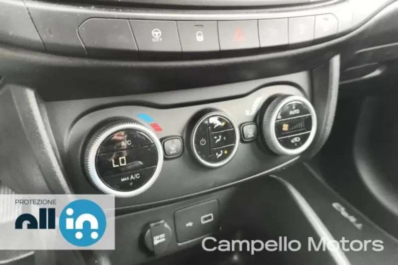 Fiat Tipo Station Wagon usata a Venezia (12)