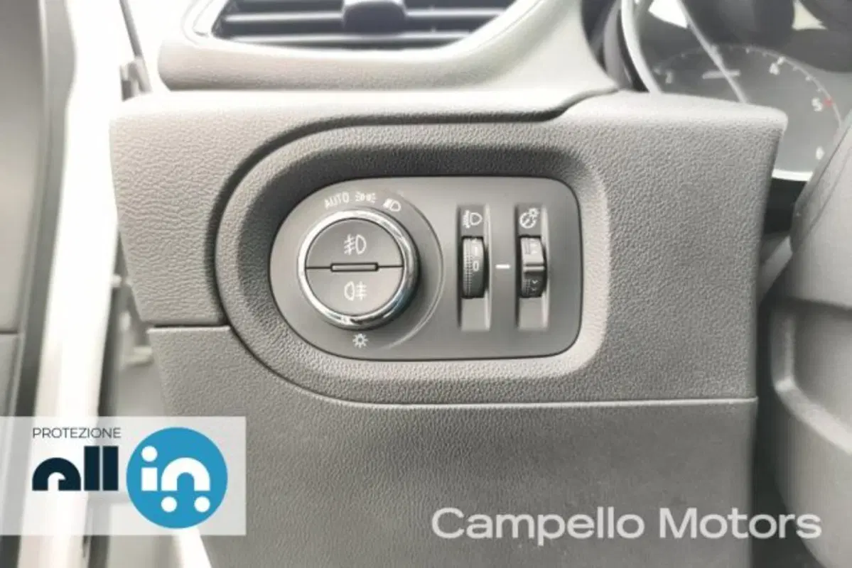 Opel Grandland X usata a Venezia (14)